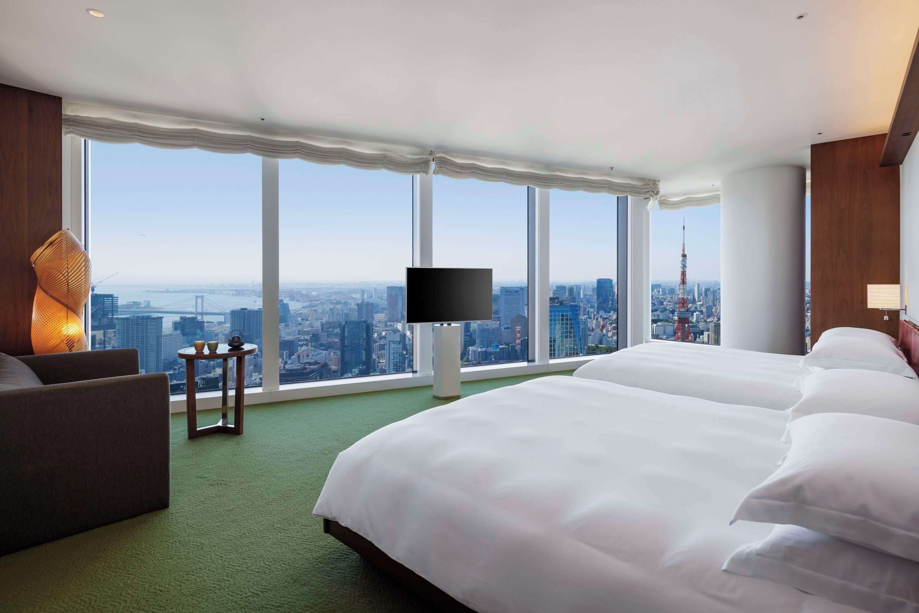 suite, bay view (andaz) | 1 bedroom, free minibar, in-room safe, desk