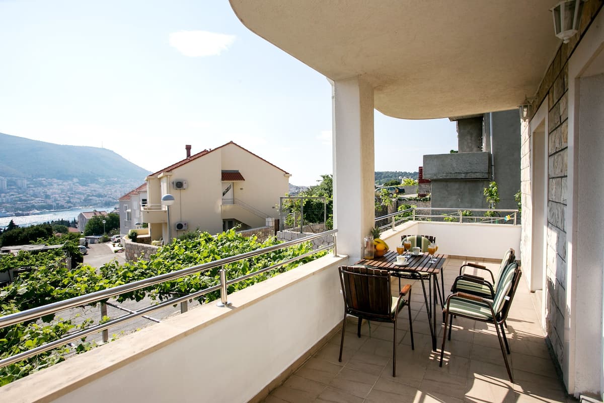 Appartement, 2 slaapkamers, balkon | Balkon