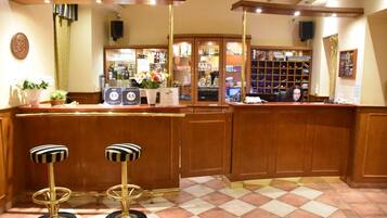Bar (en el alojamiento)