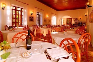 Lunch and dinner served - Hotel Terme Castaldi (Forio)