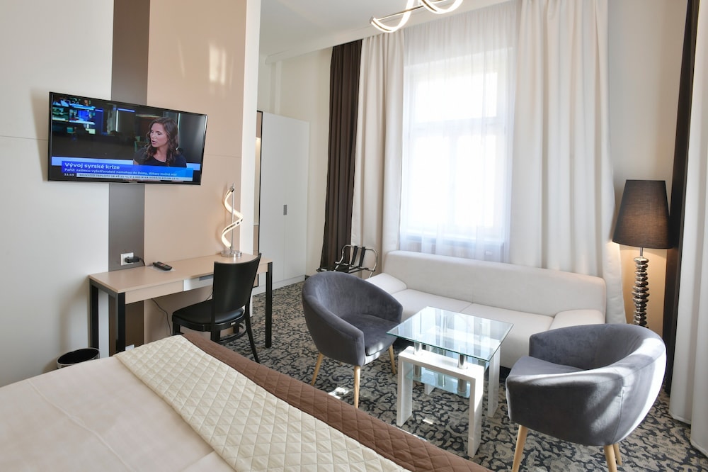 Hotel Máchova by null