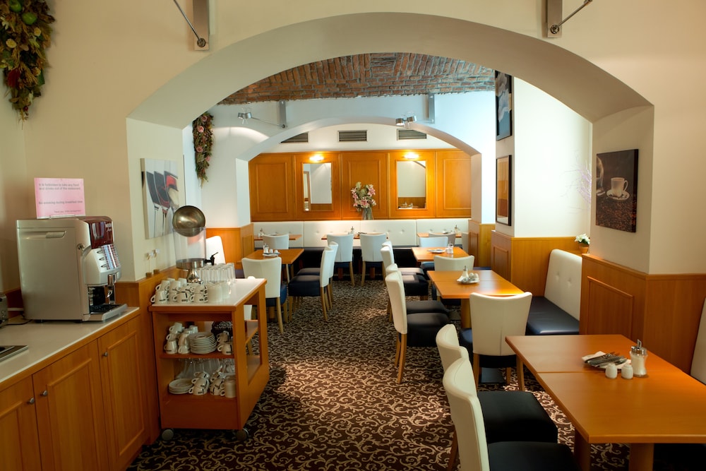 Hotel Máchova by null