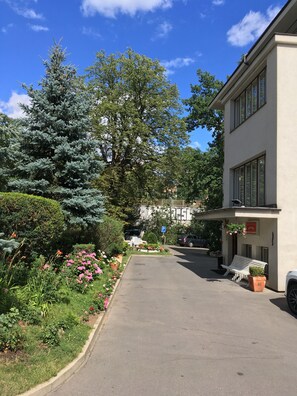 Fachada da propriedade