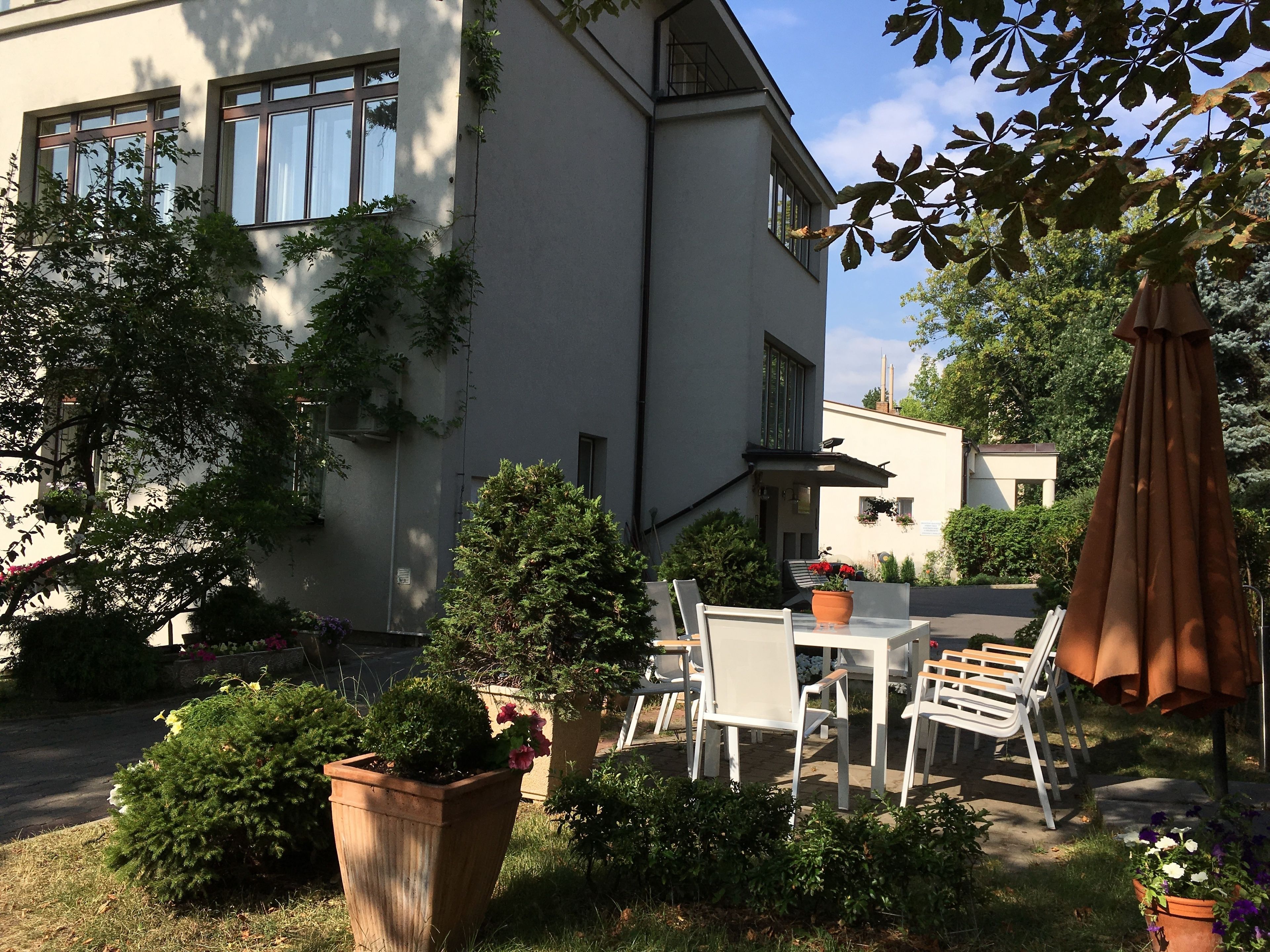 Photo - Residence Dykova - former Pension Jana, Domov Mládeže