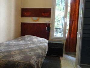 Economy-Zimmer (shared toilets) | Schreibtisch, schallisolierte Zimmer, kostenlose Babybetten