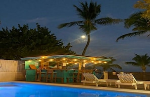 Bar (on property) - Ocean Tide Beach Resort (San Pedro)
