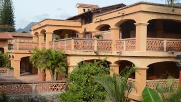 Voorkant van accommodatie