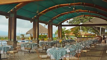 Breakfast, lunch served; international cuisine, al fresco dining 