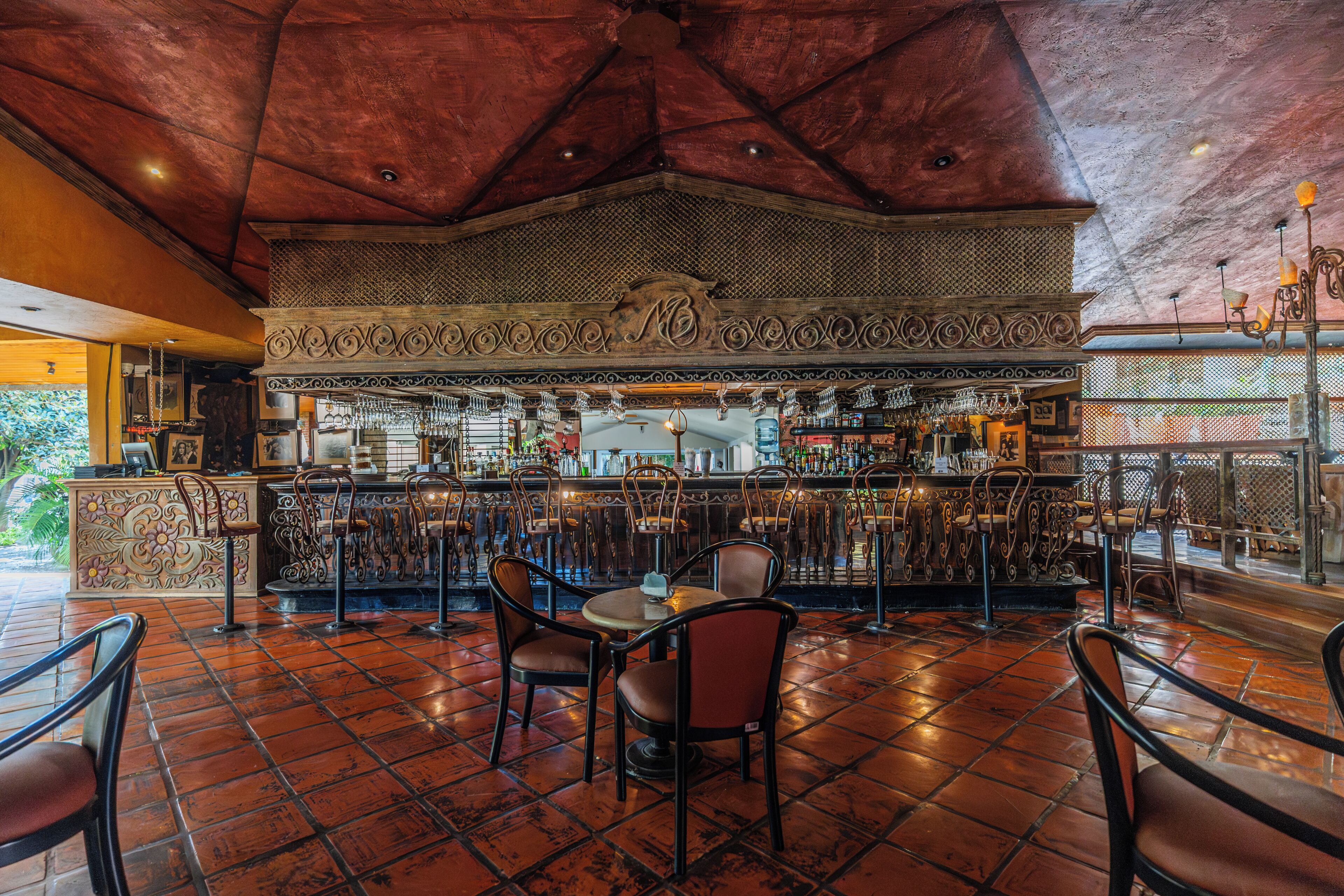 Bar (en la propiedad)