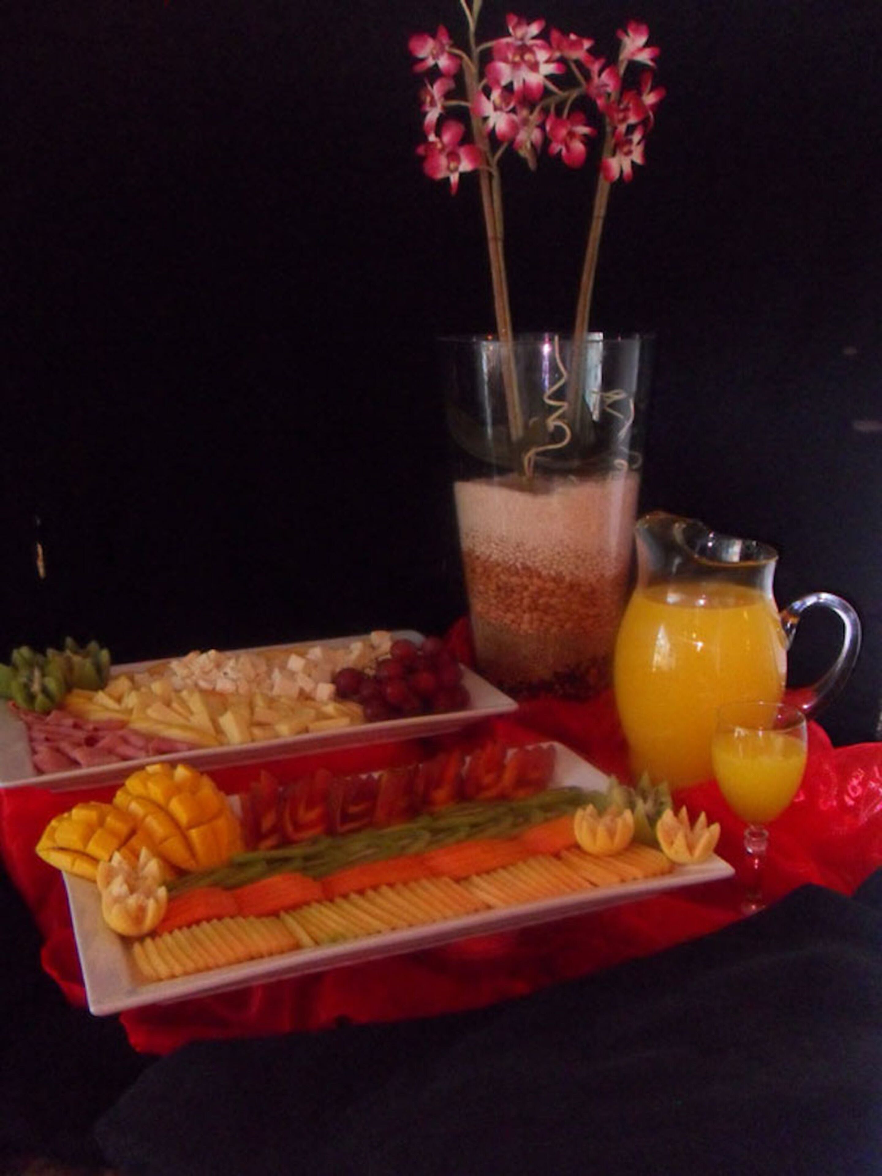 daily buffet breakfast (mxn 200 per person)