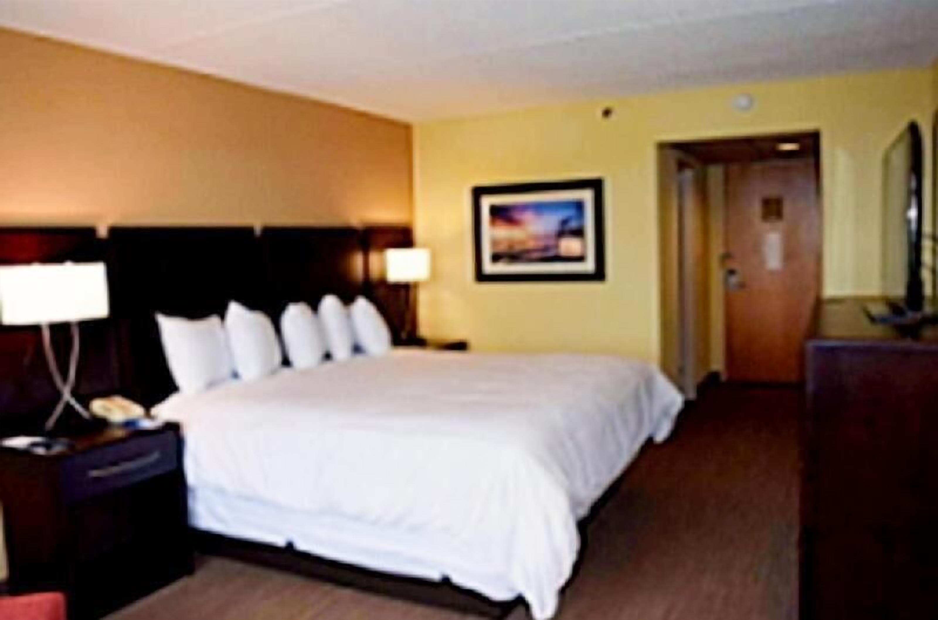 Iron/ironing board, rollaway beds, free WiFi, bed sheets