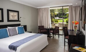 In-room safe, desk, free WiFi, bed sheets