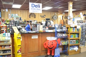 Gift shop - South Shore Cottages (Lake Village)