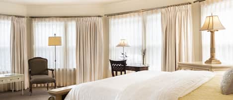 Mt. Washington Suite | 1 bedroom, blackout curtains, soundproofing, iron/ironing board