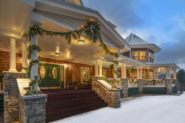 Front of property - evening/night