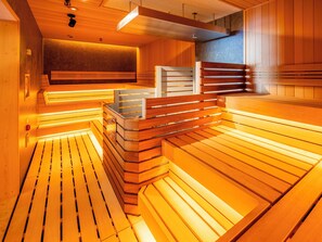 Refleksiologi dan pijat