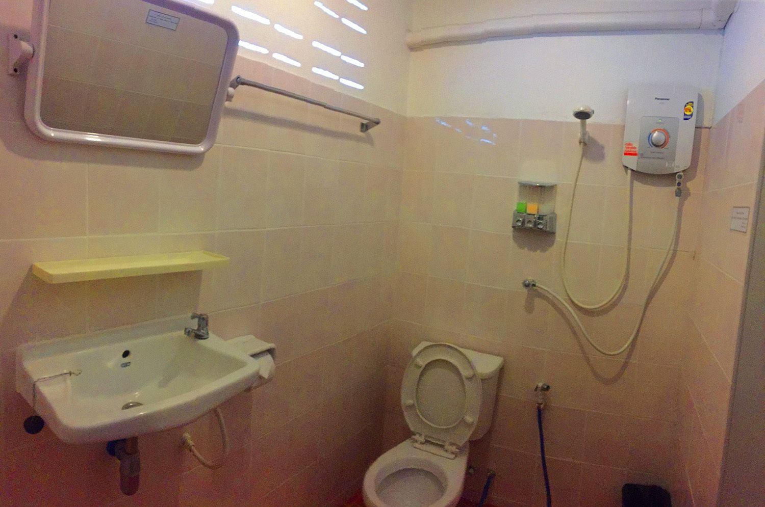 standard c | bathroom | shower, free toiletries, hair dryer, towels