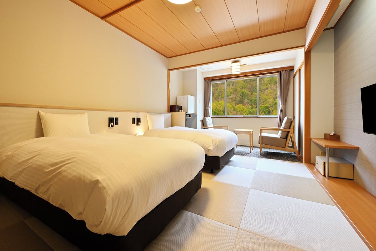 Japanese modern Twin room 10 Tatami mats, Non-Smoking | In-room safe, free WiFi, bed sheets