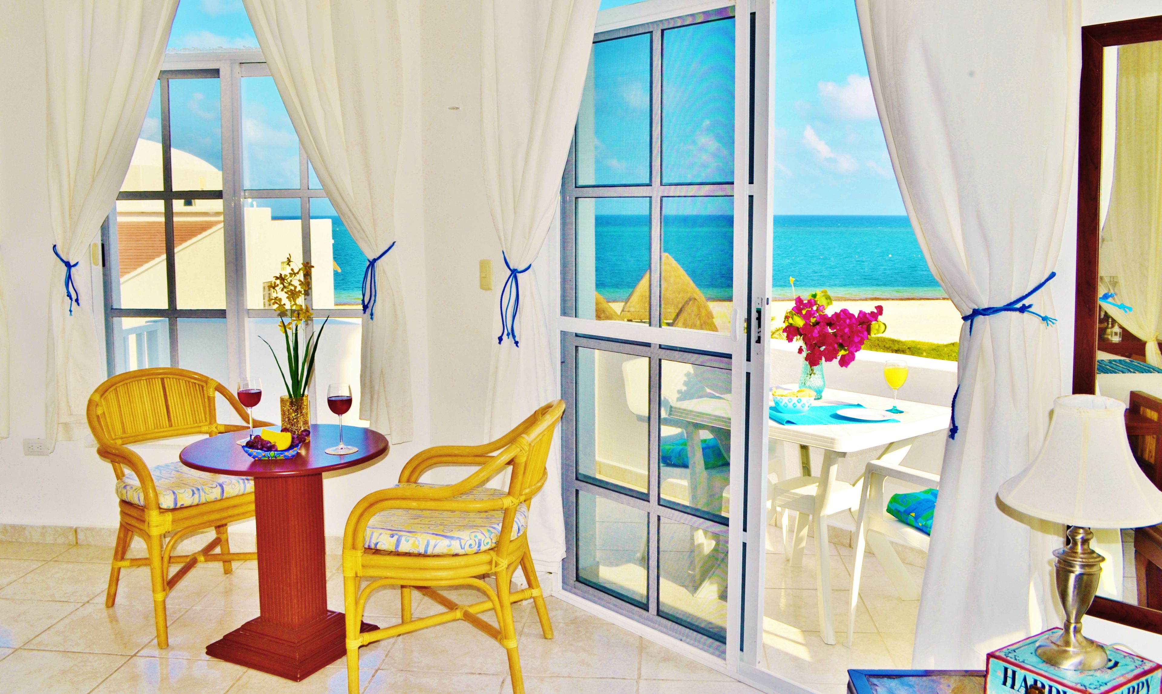 Suite Deluxe, 1 habitación, cocina, vista parcial al océano | Sala de estar