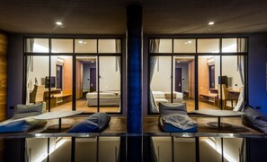Deluxe Oceanfront | 2 quartos, roupas de cama premium, camas Select Comfort, frigobar