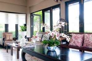 Restaurant - Ploen Pattaya Residence by Tolani (Pattaya)