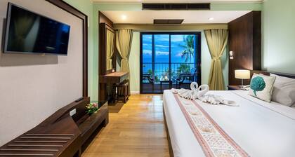 The Jomtien Twelve