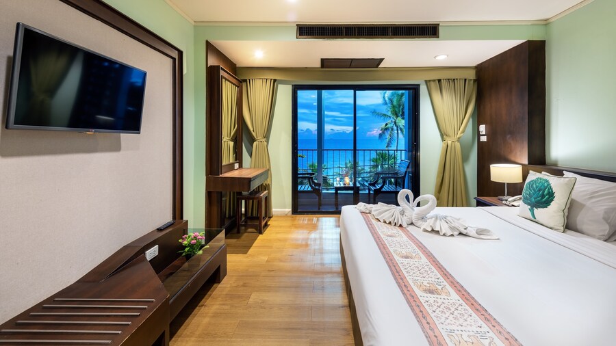 The Jomtien Twelve