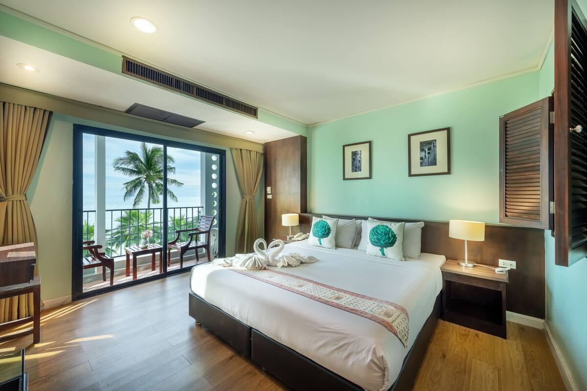 Deluxe Seaview | Beach/ocean view