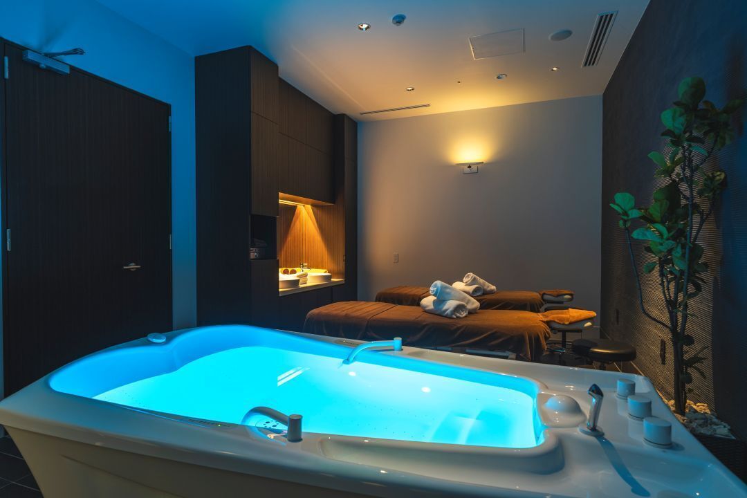 body treatments, aromatherapy, body scrubs, 1 treatment room, massages