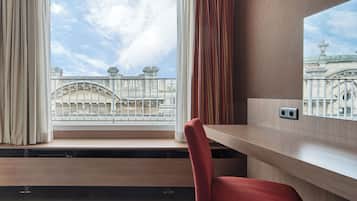 1 bedroom, minibar, in-room safe, desk