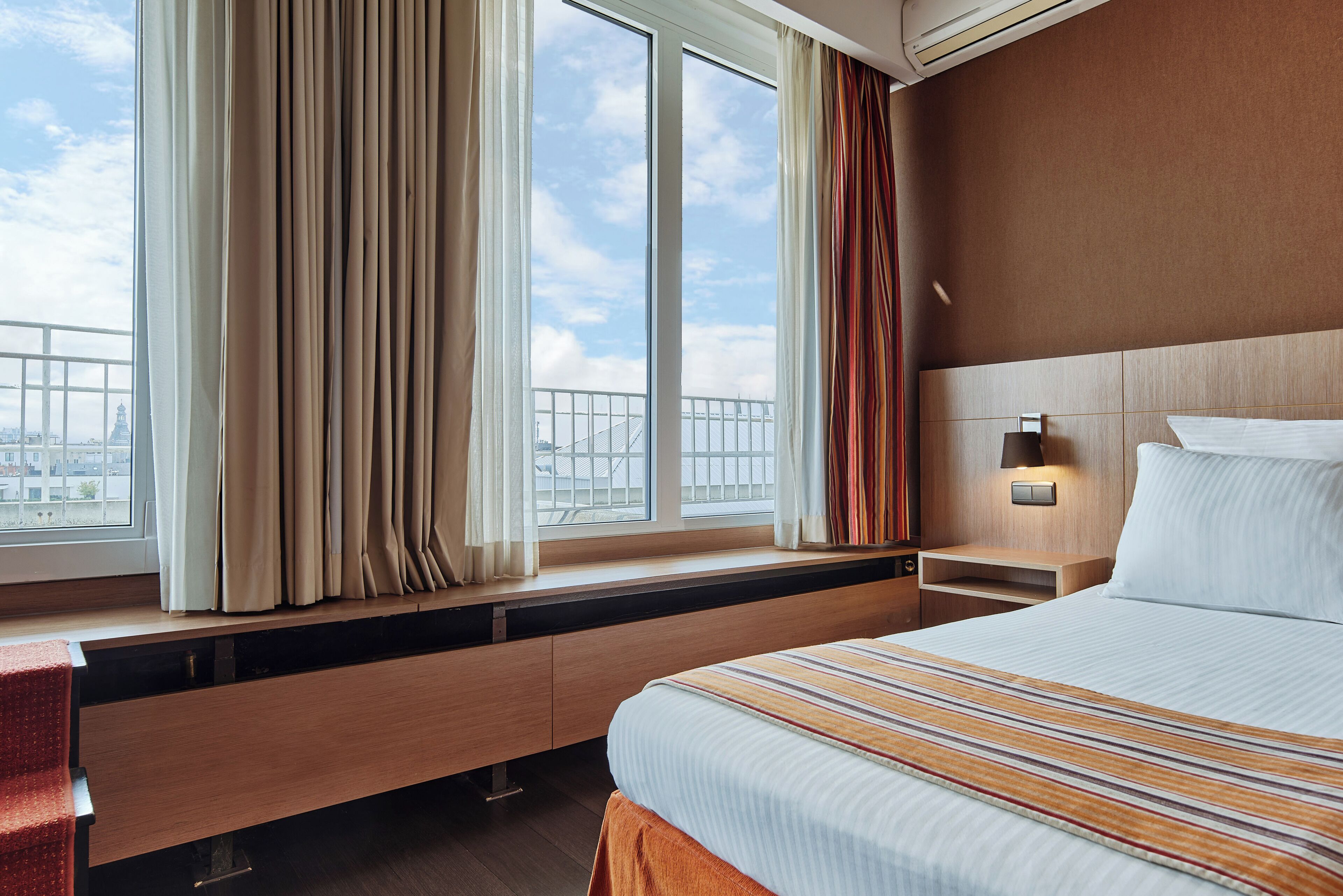 minibar, in-room safe, desk, iron/ironing board