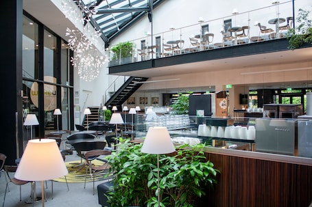 Se ofrece un desayuno bufé (95 DKK por persona). Wakeup Copenhagen Borgergade