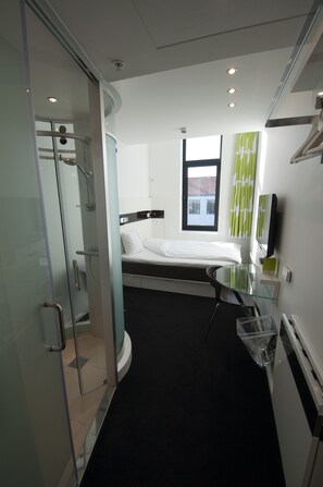 Hypo-allergenic bedding, down duvets, desk, soundproofing