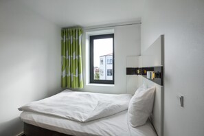 Hypo-allergenic bedding, down comforters, desk, soundproofing - Wakeup Copenhagen Borgergade (Copenhagen)
