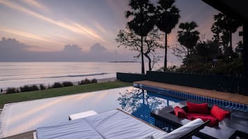 One Bedroom Villa with Private Pool | Hypo-allergenic bedding, soundproofing, free WiFi, bed sheets