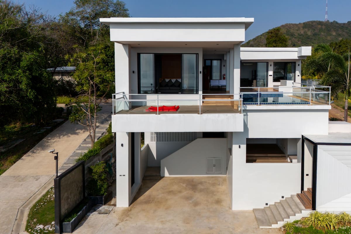 Ocean View Pool Villa | Ropa de cama hipoalergénica, insonorización, wifi gratis y ropa de cama