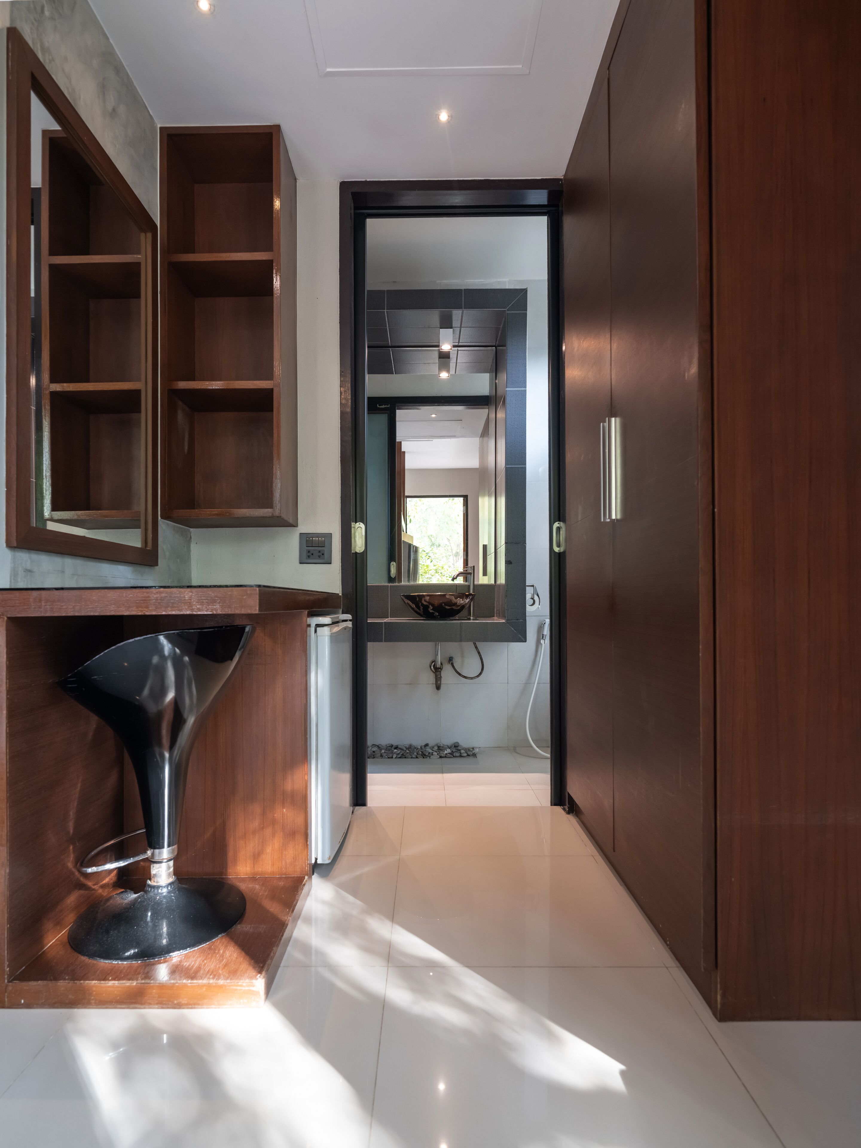 cottage pool villa | wardrobe