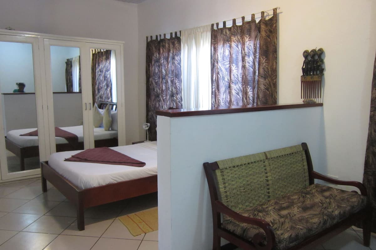 Deluxe Room, 1 Double Bed | Premium bedding, free WiFi