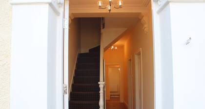 Avenue Inn