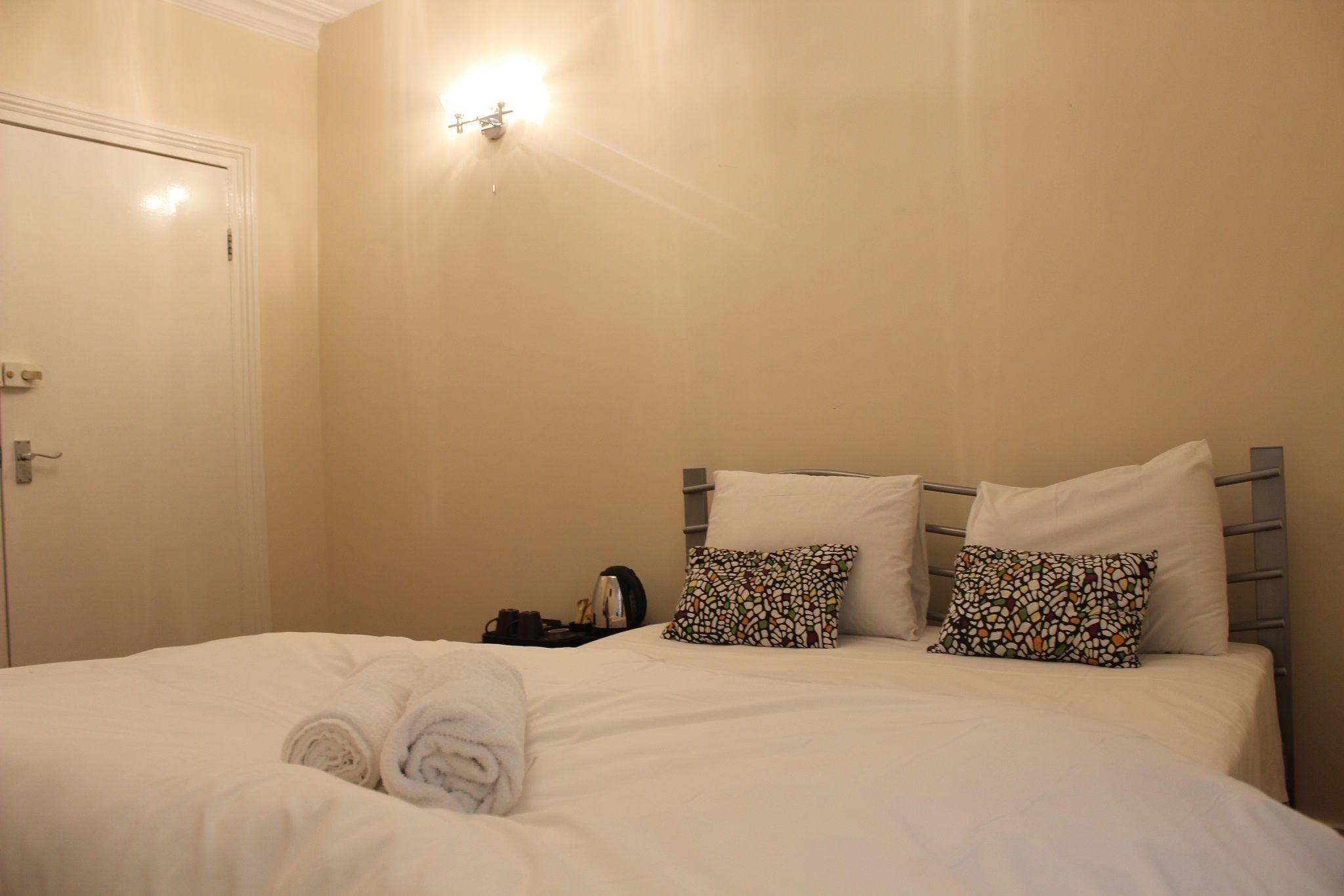 Iron/ironing board, free WiFi