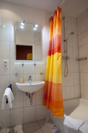 獨特裝修、書桌、熨斗/熨衫板、免費 Wi-Fi