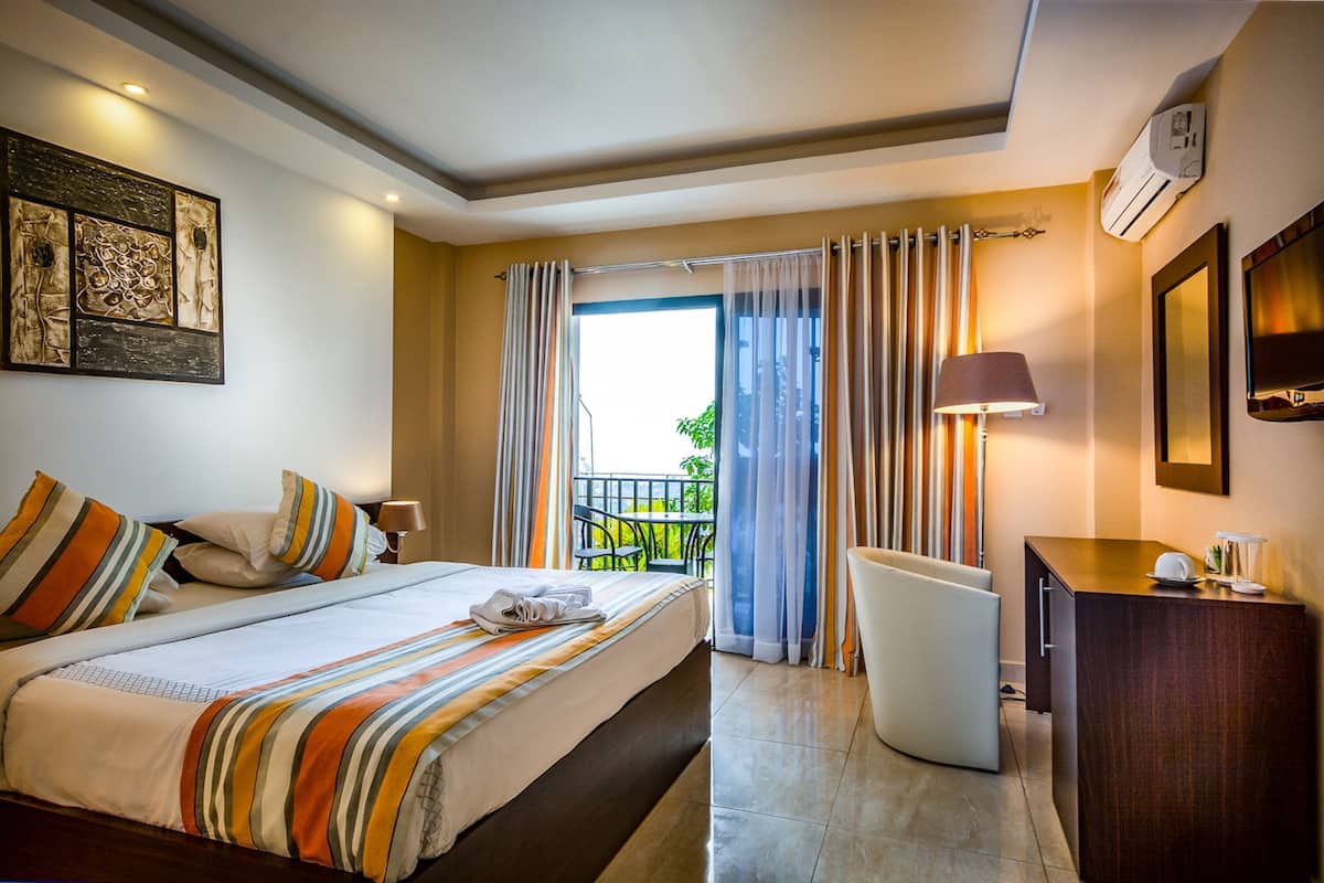 Minibar, in-room safe, desk, blackout curtains