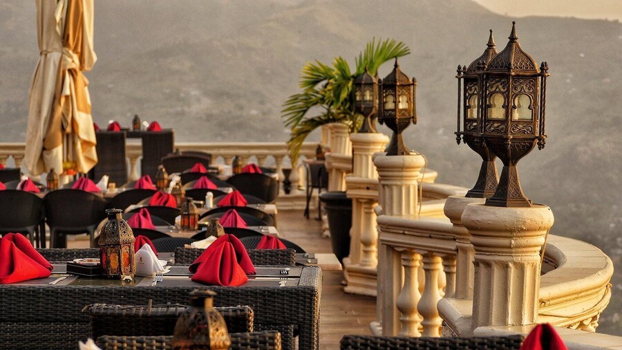 The Country Lodge Hotel