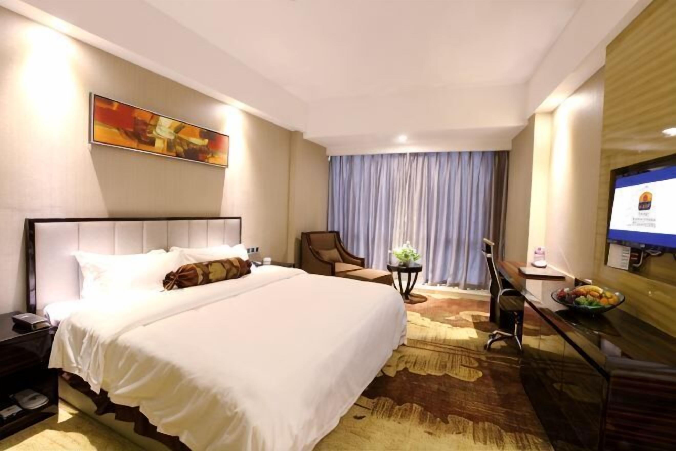 Minibar, in-room safe, iron/ironing board, cribs/infant beds