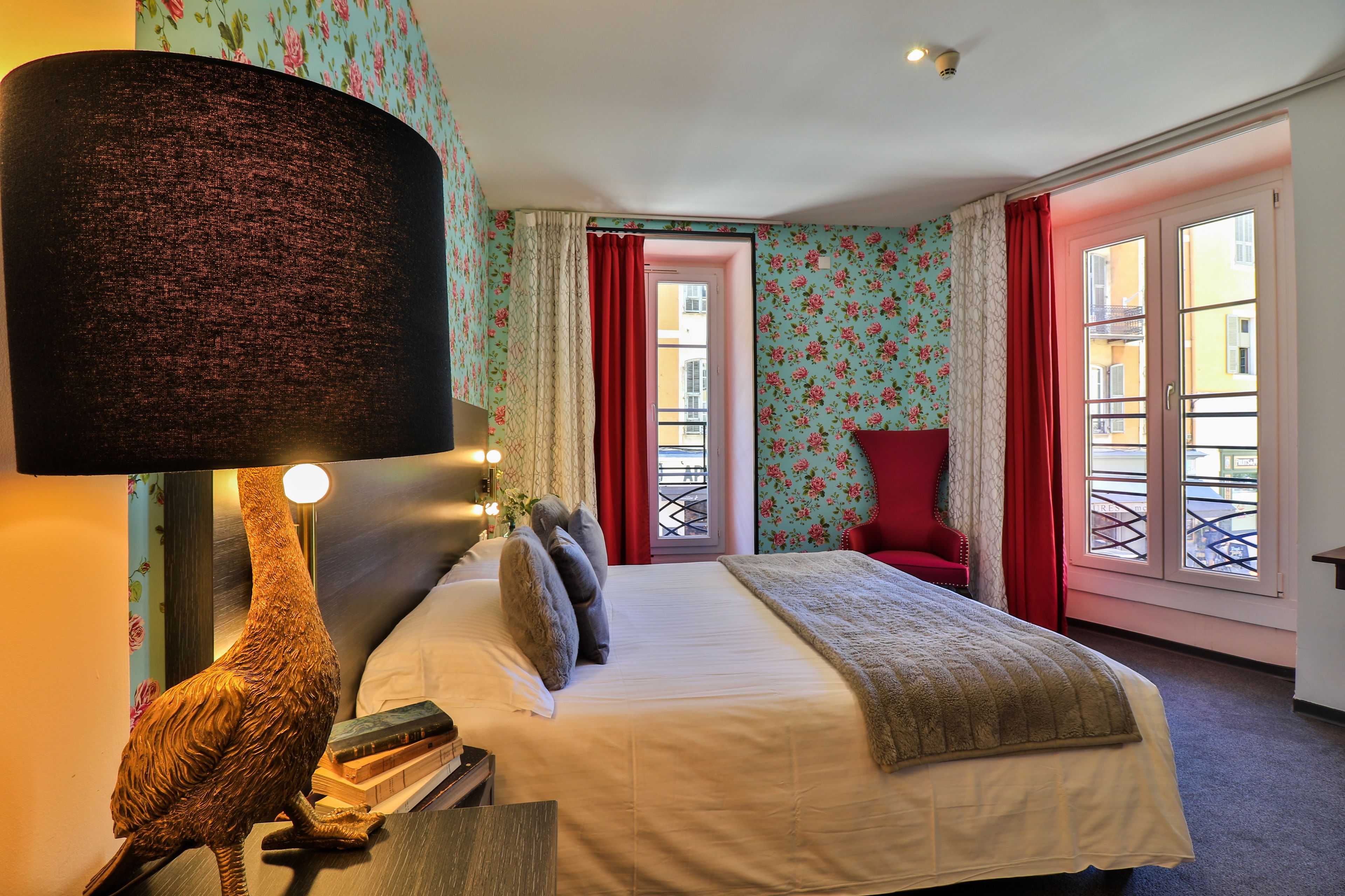 minibar, in-room safe, desk, soundproofing