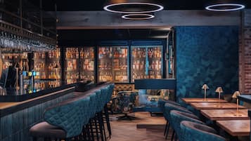 Breakfast, lunch, dinner served; local cuisine