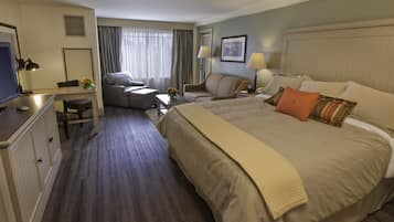 In-room safe, desk, iron/ironing board, free WiFi