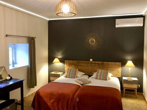 Minibar, individually decorated, cots/infant beds, free WiFi
