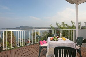 View from property - Villenpark Sanghen (Manerba del Garda)