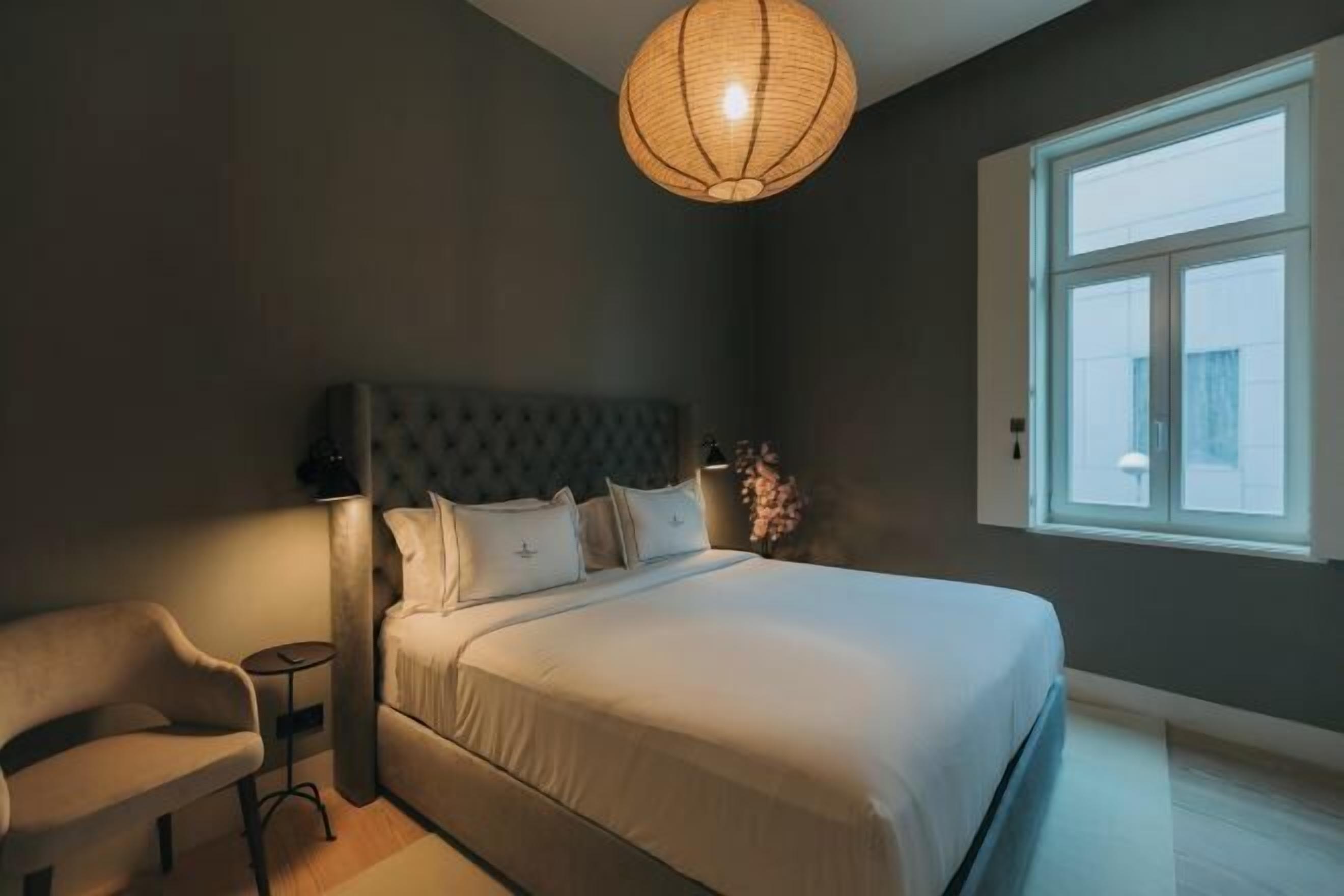 Egyptian cotton sheets, premium bedding, memory-foam beds, minibar